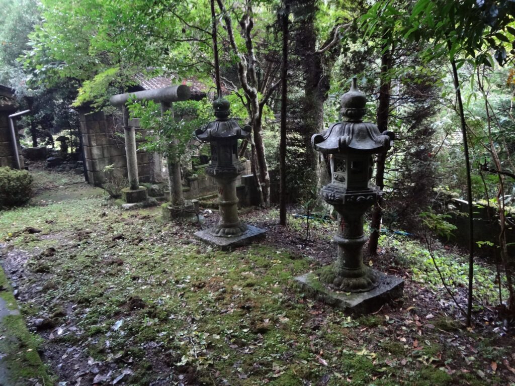 礒前神社